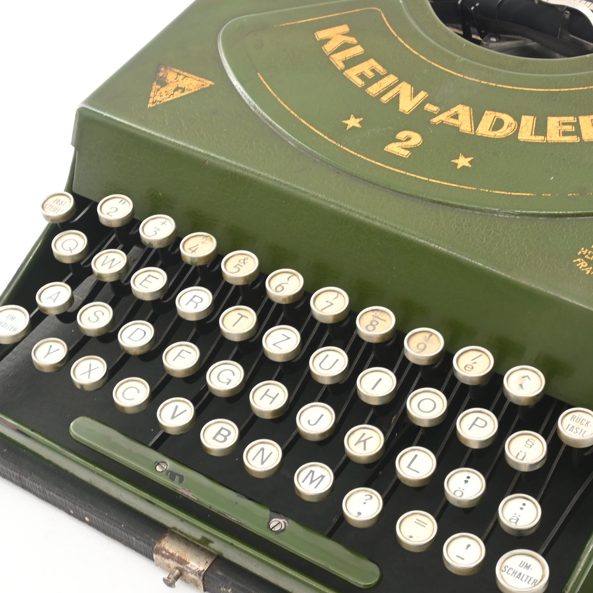 Rare Green Klien Adler 2 typewriter – Mr & Mrs Vintage Typewriters ltd