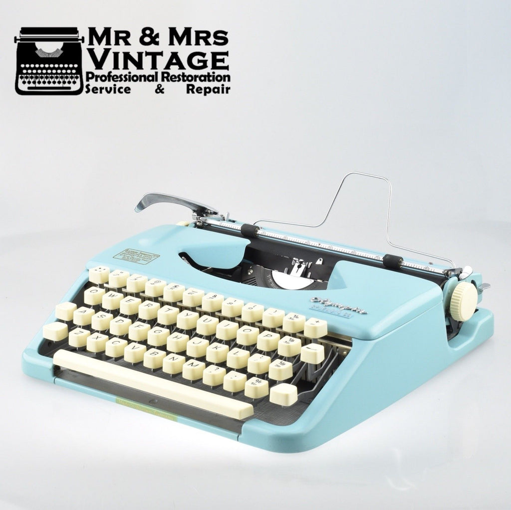 Professionally Serviced Working Olympia Splendid 33 Blue Typewriter