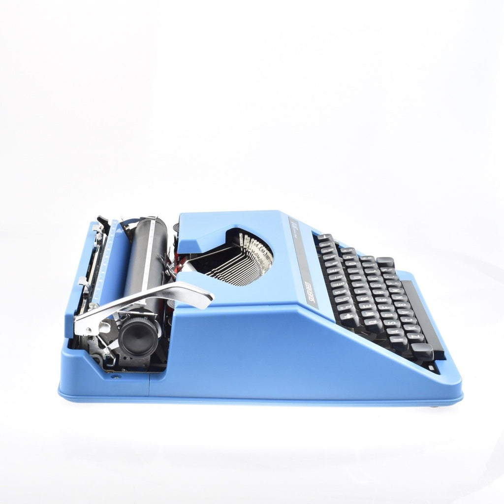 Silver Reed SR10 Typewriter