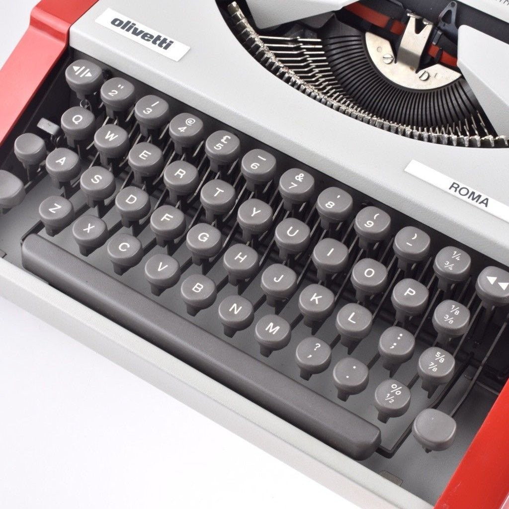 Professionally Serviced Working Olivetti ROMA Typewriter 