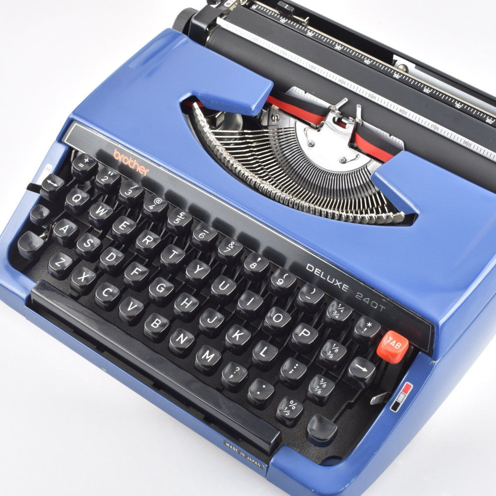 Brother De luxe 240T Typewriter