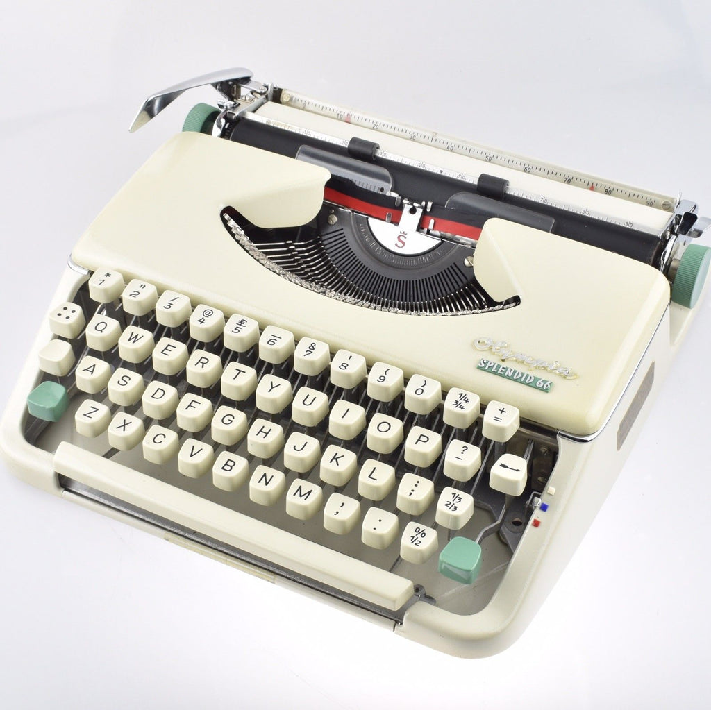 Olympia Splendid 66 Typewriter 