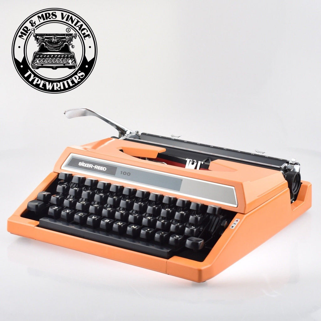 Silver Reed 100 Typewriter
