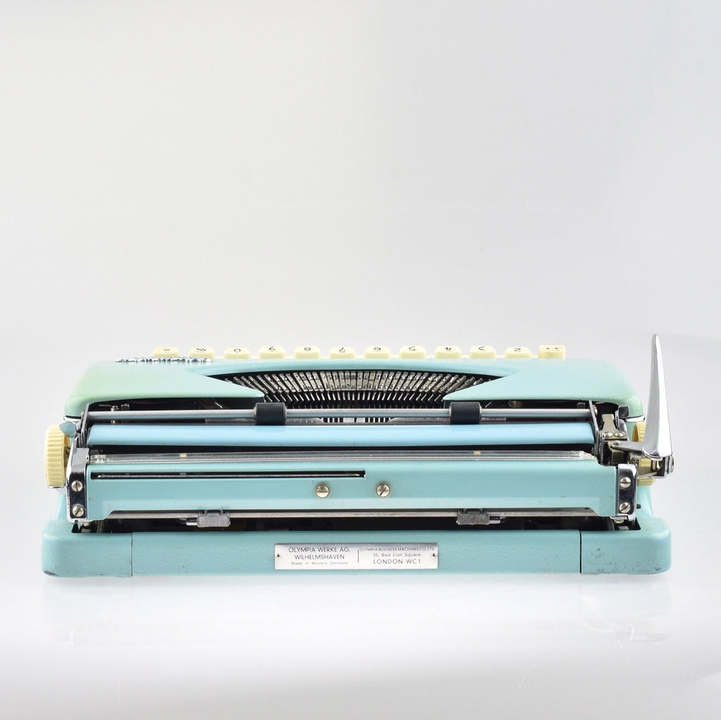 Olympia Splendid 99 Typewriter 