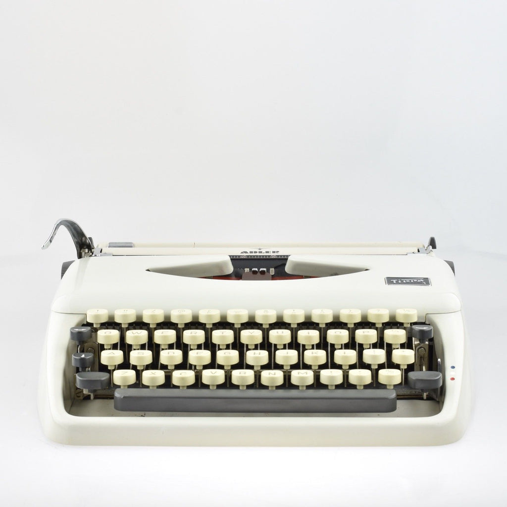 By Mr & Mrs Vintage Typewriters - Genuinely Serviced Working  