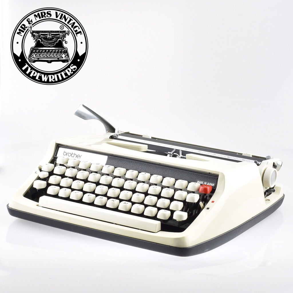 Brother Deluxe 800T Typewriter