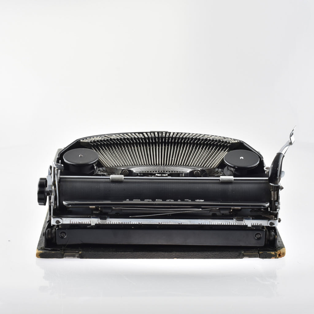 Olivetti ICO Typewriter VW
