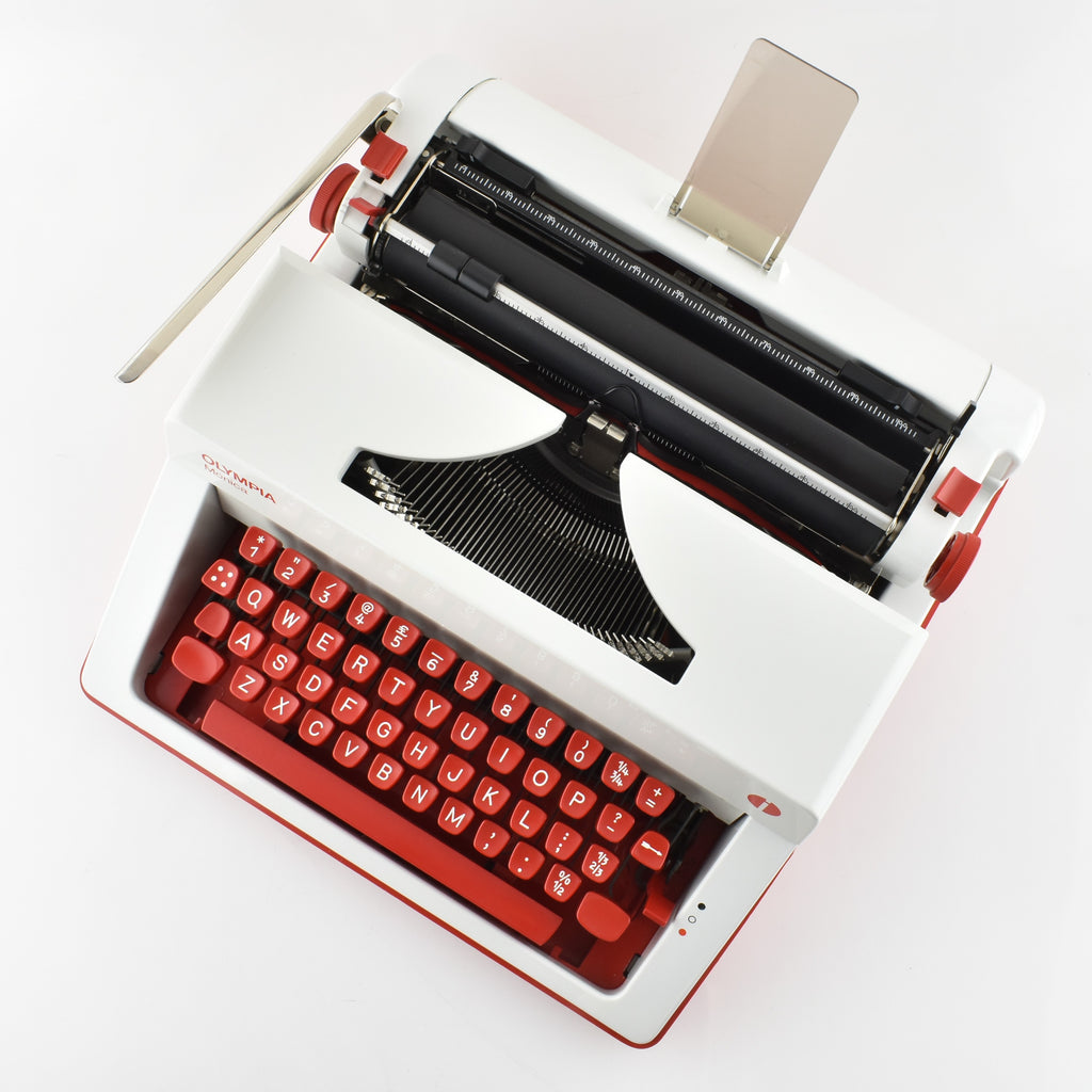 Olympia Monica Typewriter  red