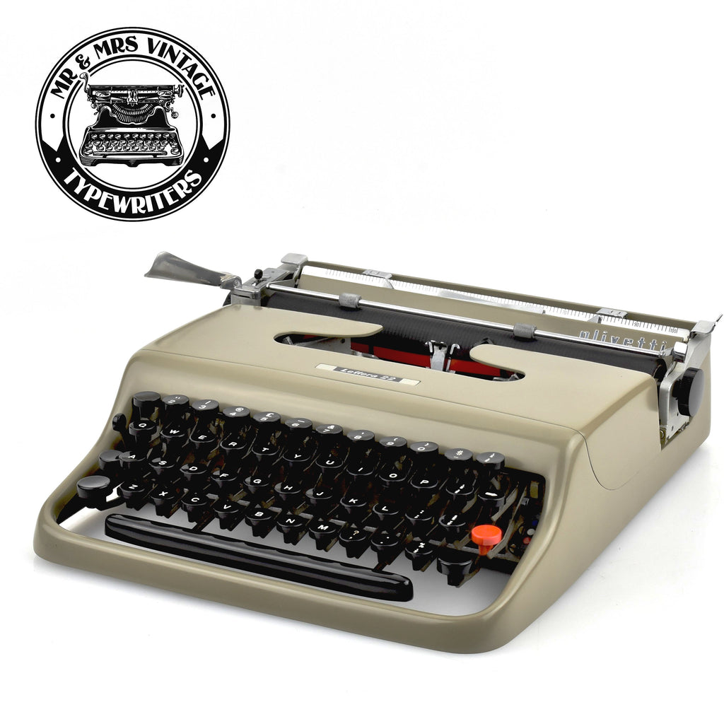 Olivetti Lettera 22 Typewriter