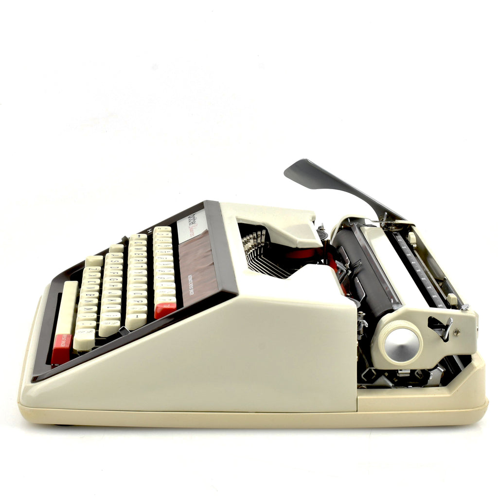 Brother Deluxe 1350 Typewriter 