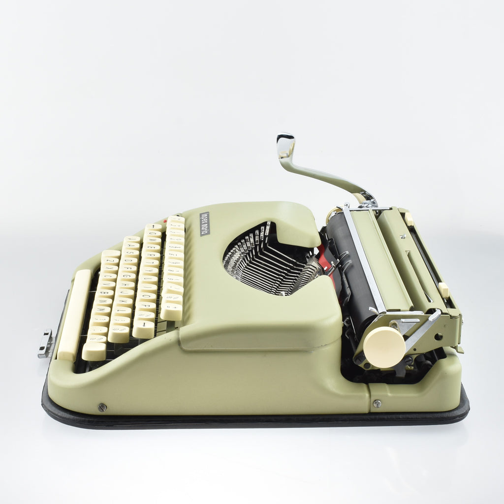 Impex Maria Typewriter