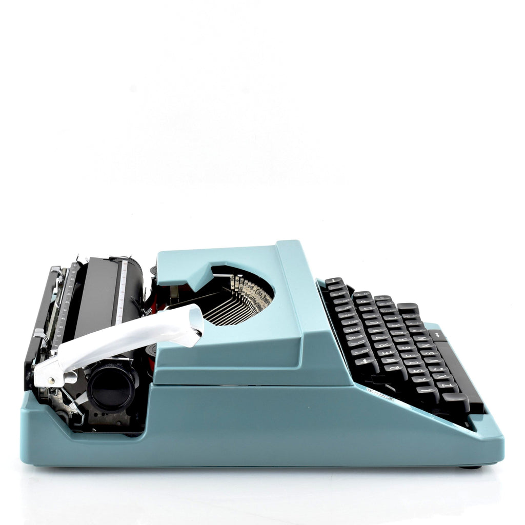 Silver Reed SR180 Typewriter 