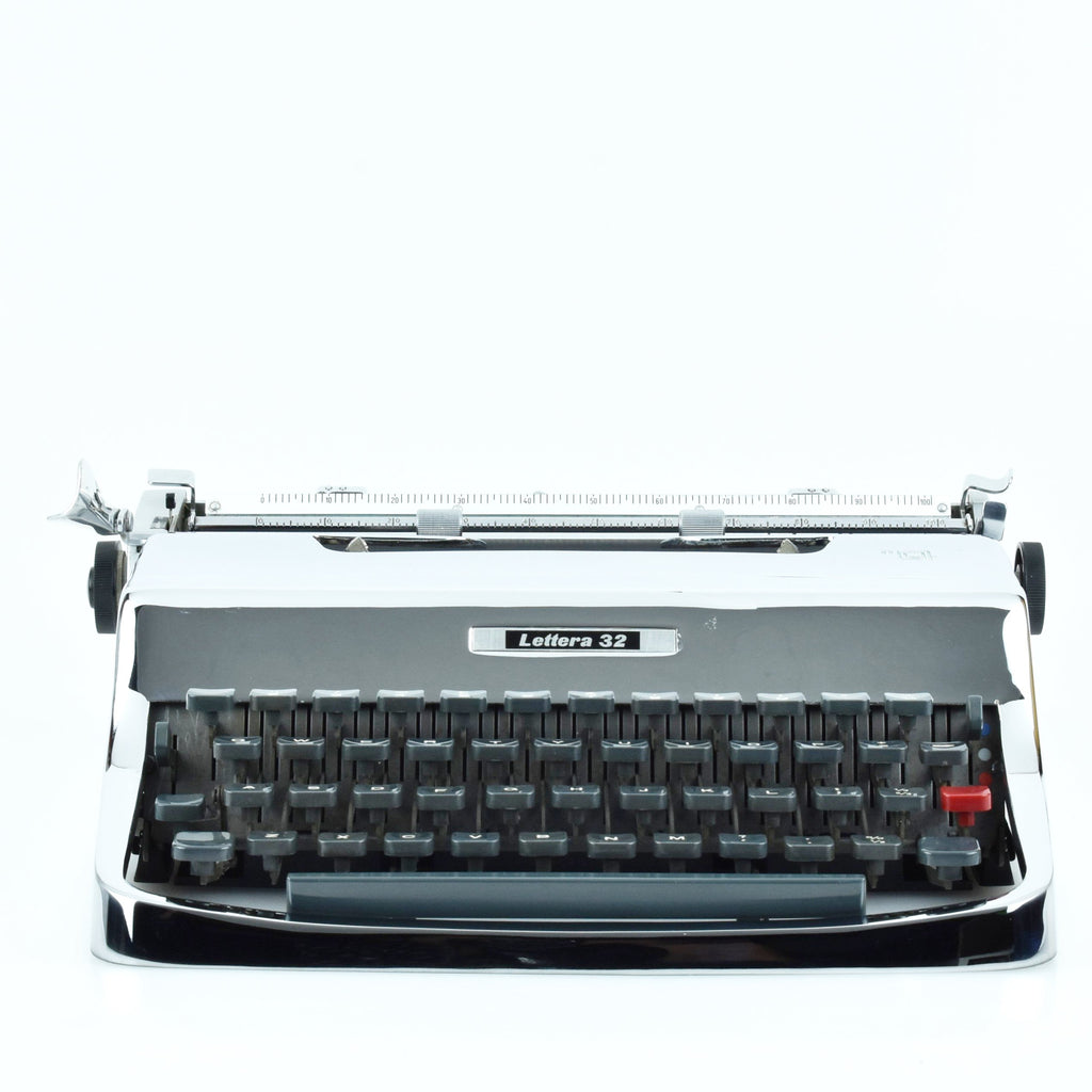 Olivetti Lettera 32 Typewriter