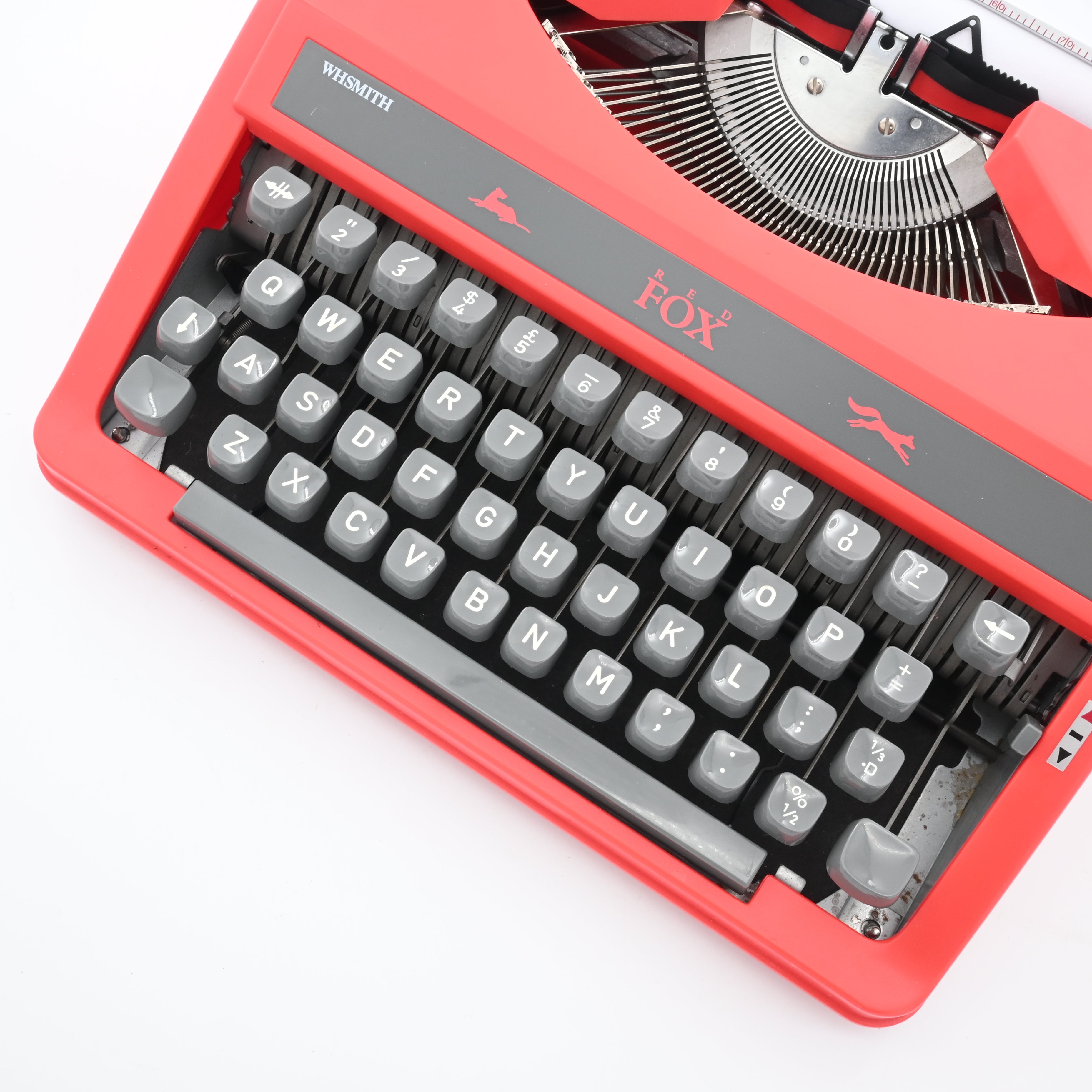 Silver Reed Typewriter SR180 Deluxe | Light | UK & WORLDWIDE SHIPPING – Mr & Mrs Vintage ltd